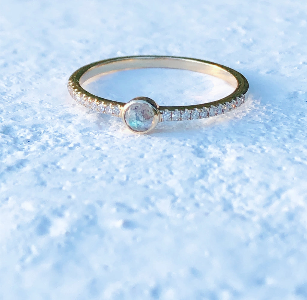 Isla Labradorite + Diamond Ring