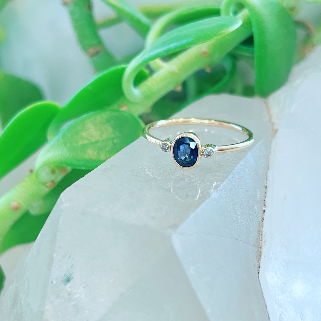 Blue Sapphire with Two Isla Diamond Ring